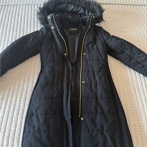 Express Women's Black Quilted Long Hooded Puffer Coat with Faux Fur Trim